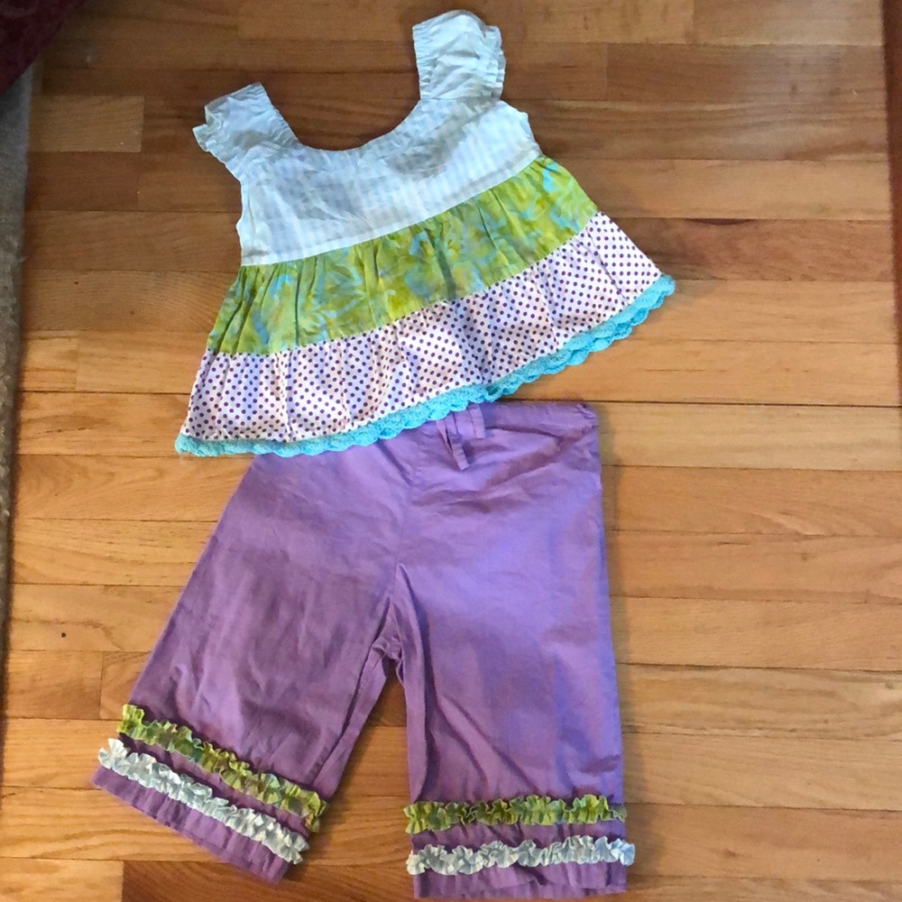 Lavender, blue and green matching Capri set